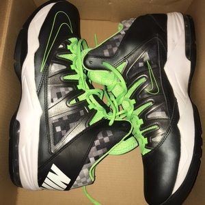 Nike Max Air Sneakers